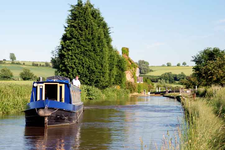 Self storage for narrowboaters near Nuneaton, Tamworth & Hinckley